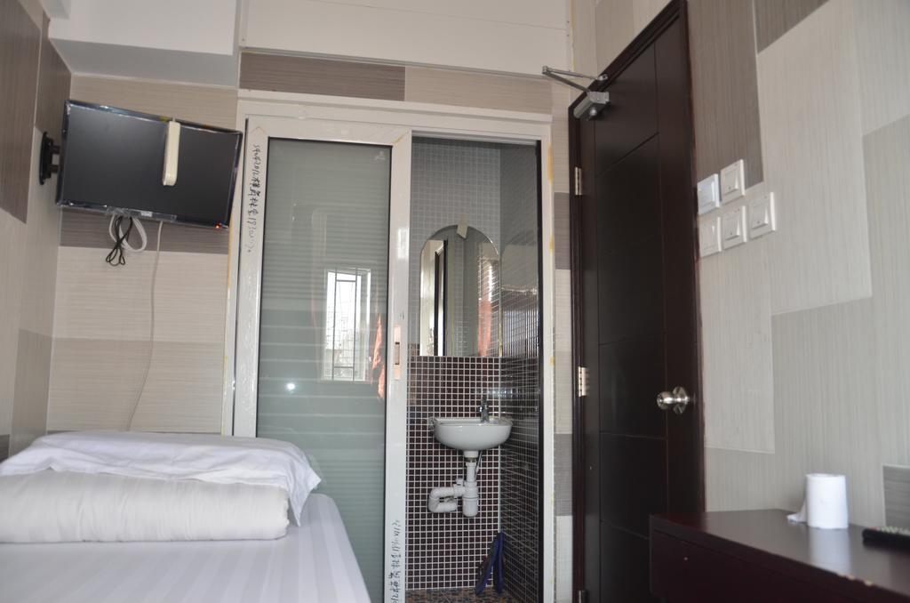 Tai Hao Hostel Хонконг Стая снимка